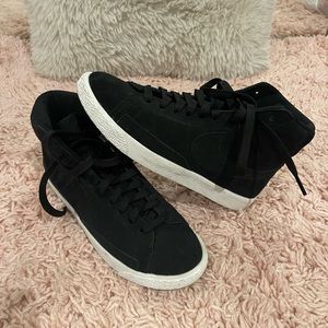 Nike Blazer Mid